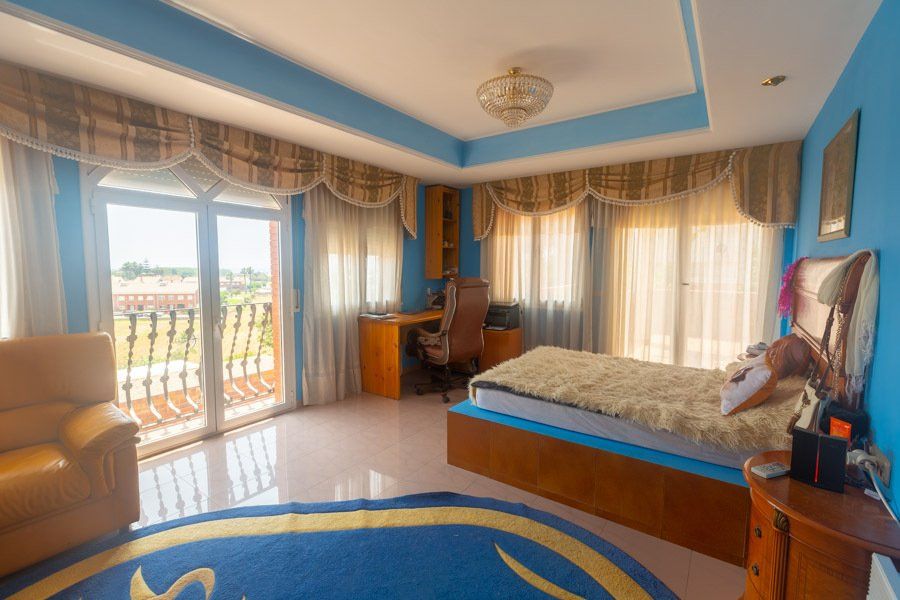 Дом на Коста-дель-Маресме, Испания, 470 м² - фото 8