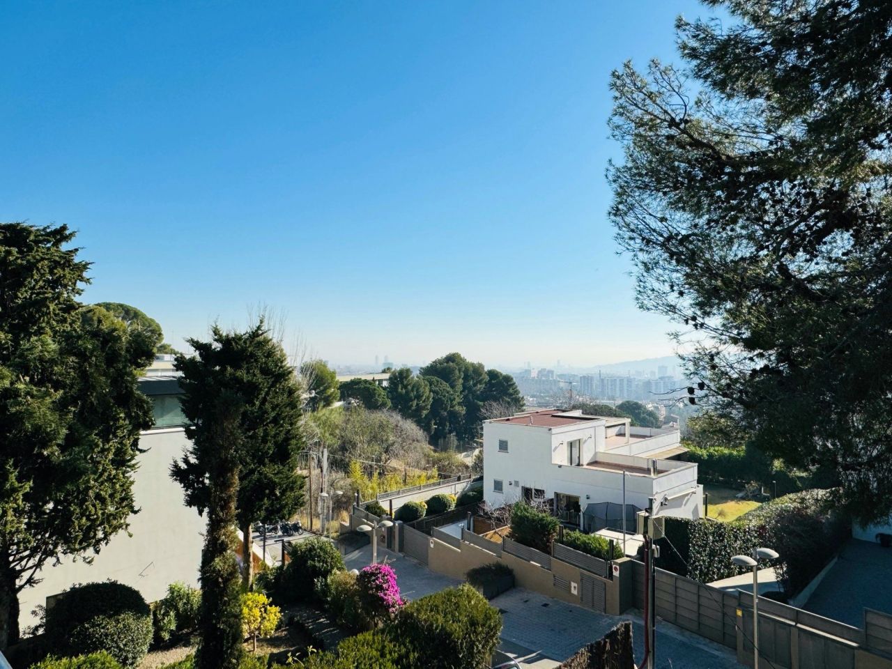 Дом в Барселоне, Испания, 214 м² - фото 8