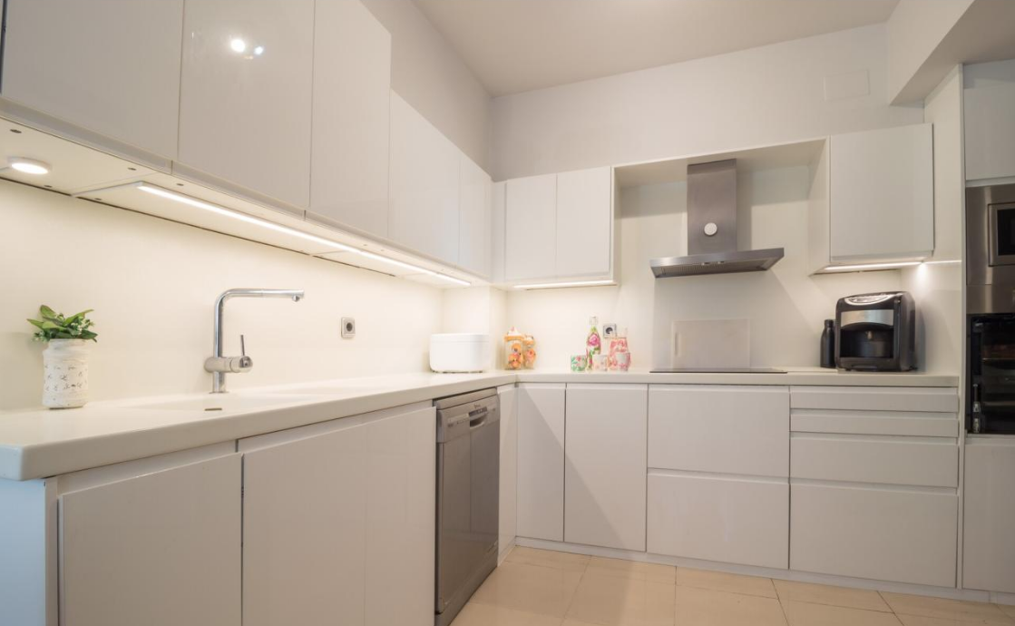 Таунхаус в Барселоне, Испания, 330 м² - фото 9