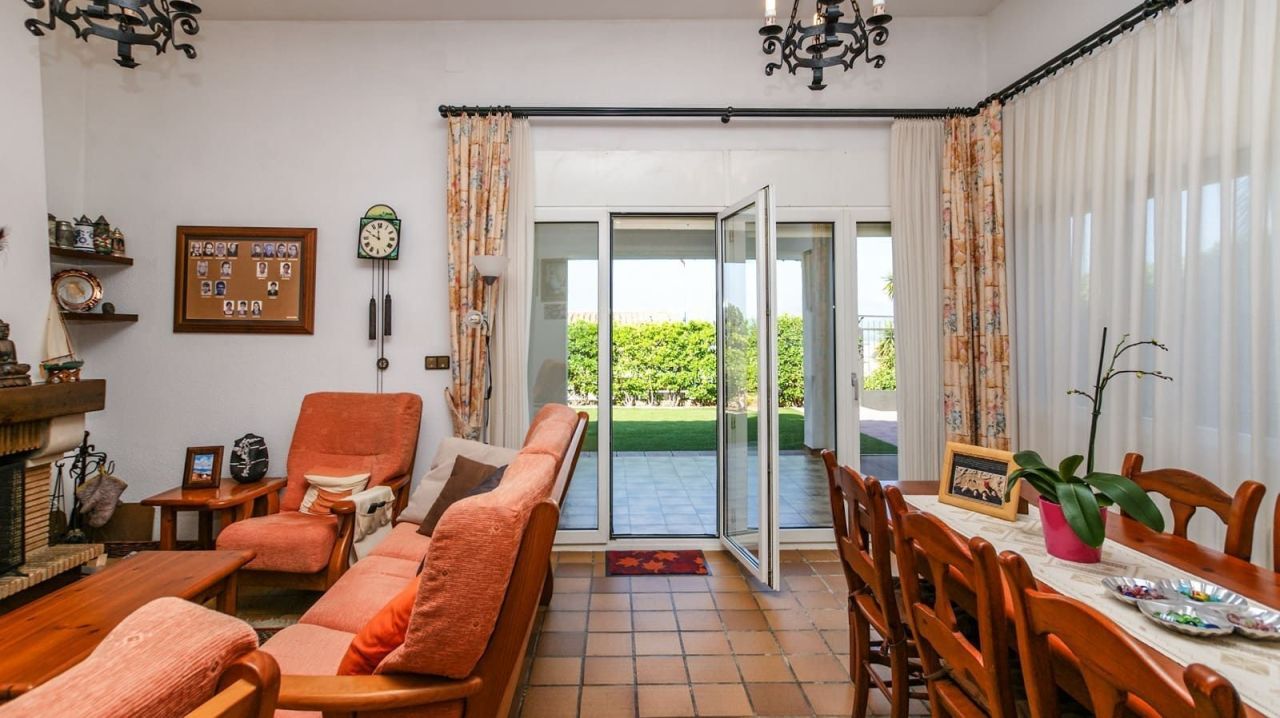 Дом на Коста-Брава, Испания, 356 м² - фото 9