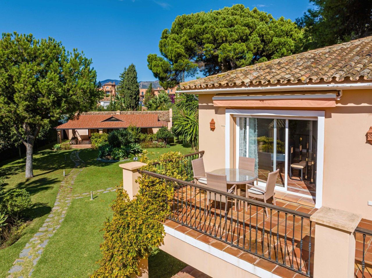 Дом на Коста-дель-Соль, Испания, 735 м² - фото 9