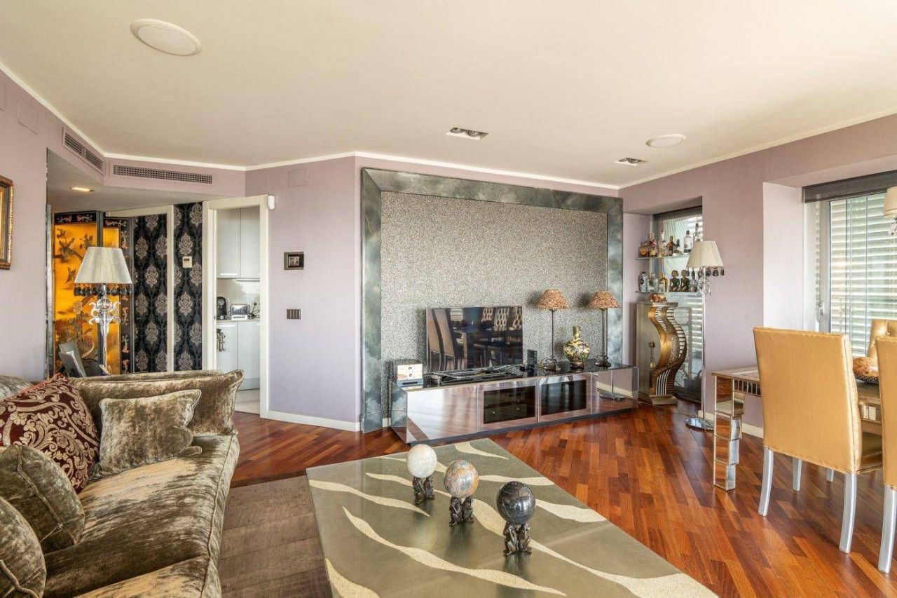 Квартира в Барселоне, Испания, 201 м² - фото 9