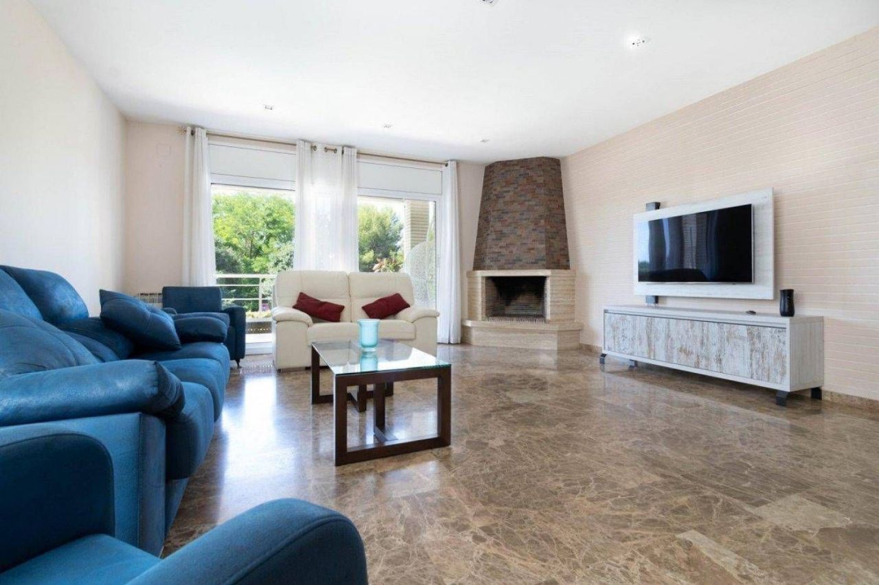 Таунхаус на Коста-дель-Гарраф, Испания, 289 м² - фото 10