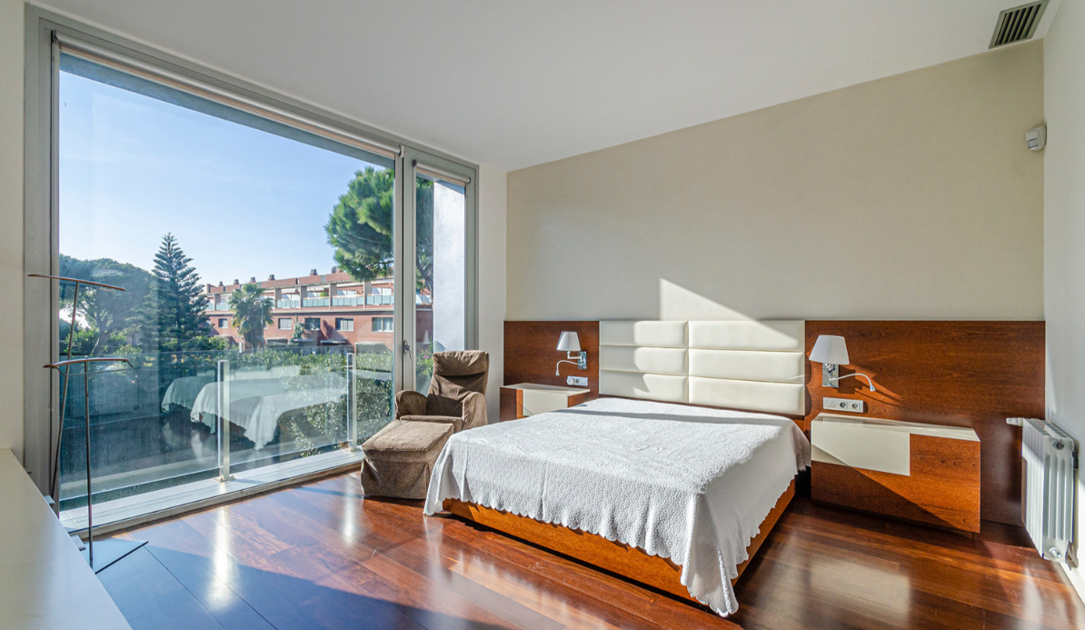 Дом на Коста-дель-Гарраф, Испания, 450 м² - фото 10