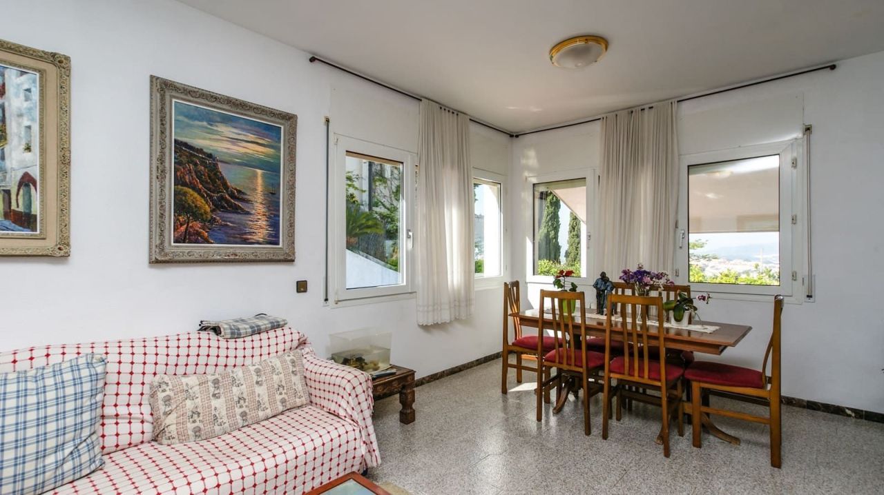 Дом на Коста-Брава, Испания, 356 м² - фото 10