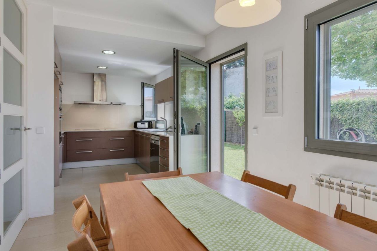 Дом на Коста-Брава, Испания, 279 м² - фото 10