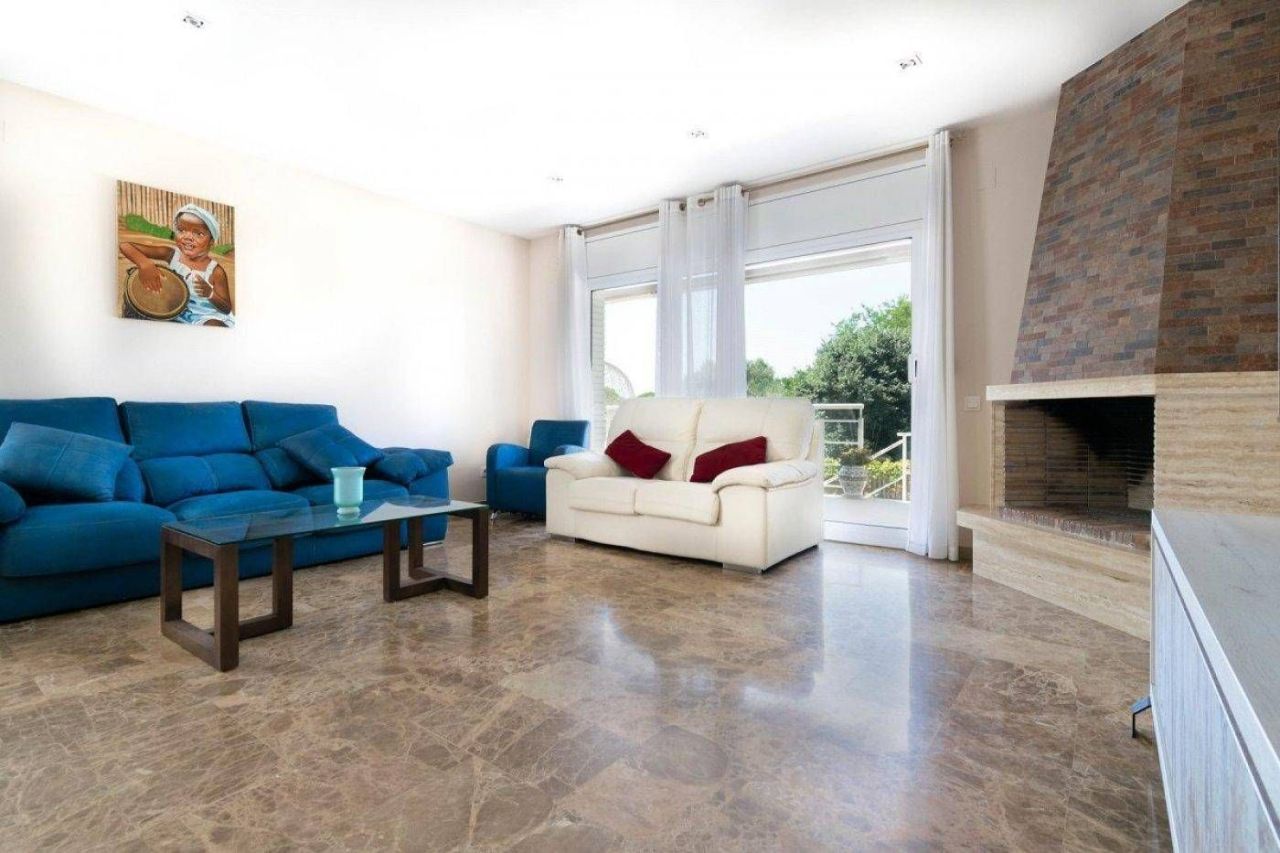 Таунхаус на Коста-дель-Гарраф, Испания, 289 м² - фото 11