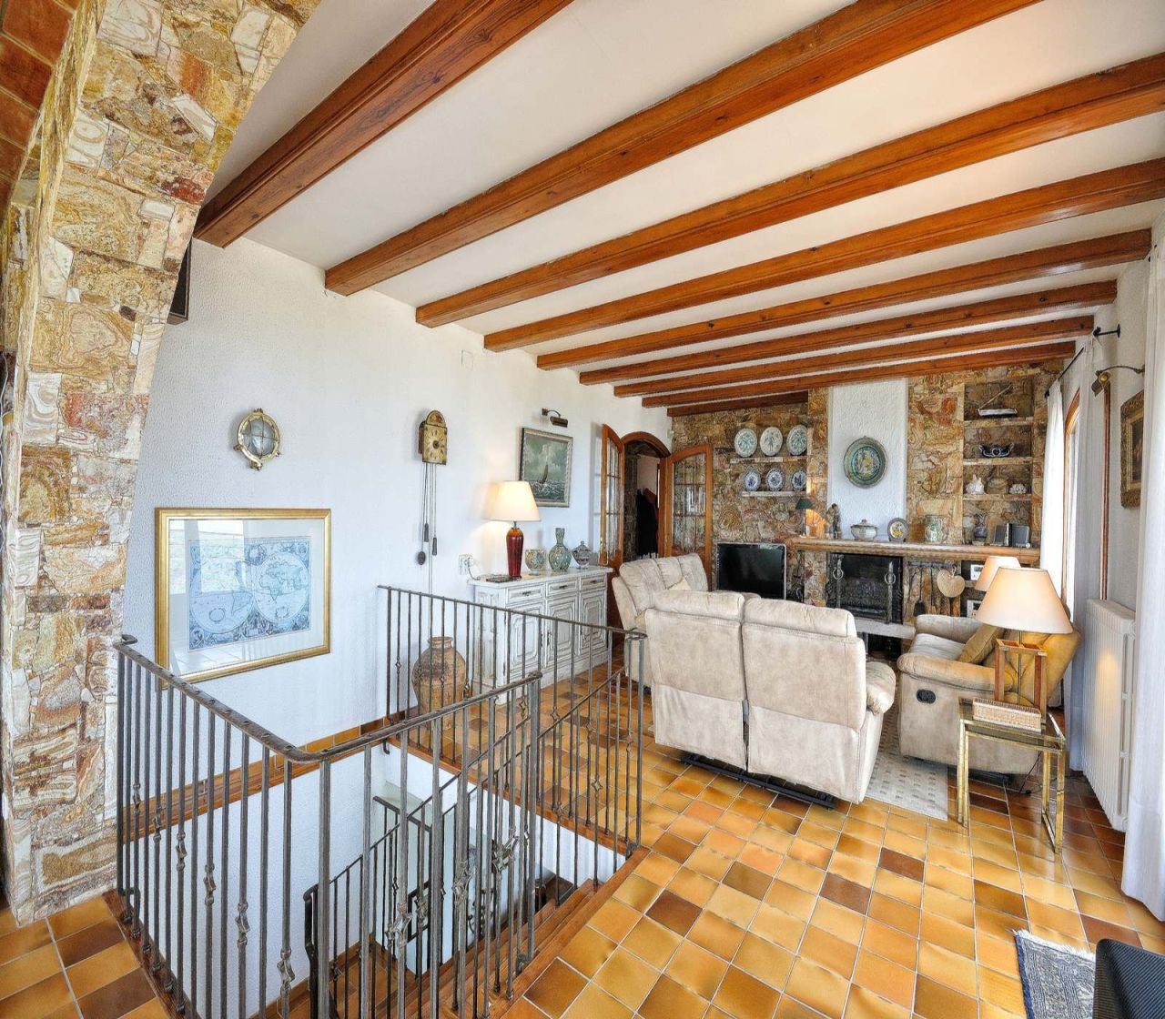 Дом на Коста-Брава, Испания, 330 м² - фото 11