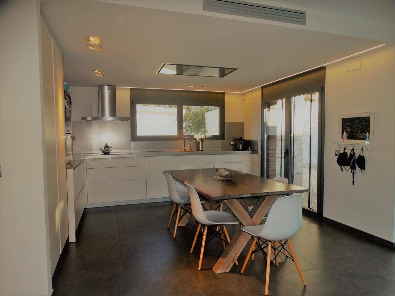 Дом в Барселоне, Испания, 288 м² - фото 11