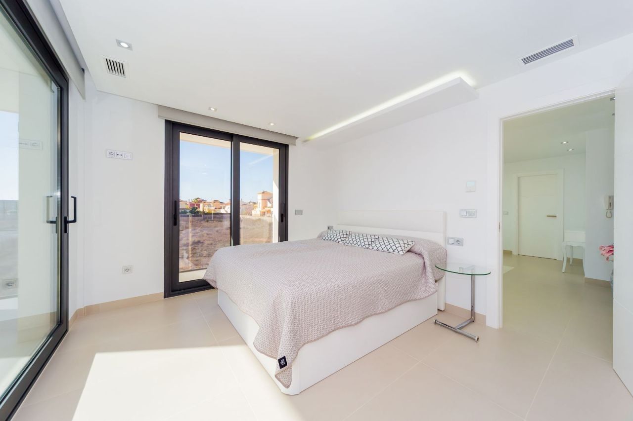 Дом на Коста-Бланка, Испания, 380 м² - фото 12