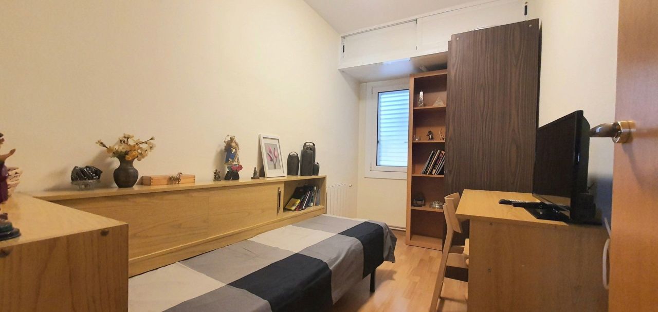 Квартира в Барселоне, Испания, 78 м² - фото 12