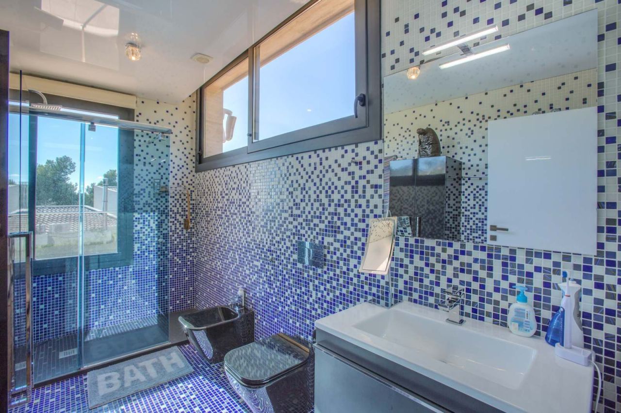 Дом на Коста-Брава, Испания, 449 м² - фото 12