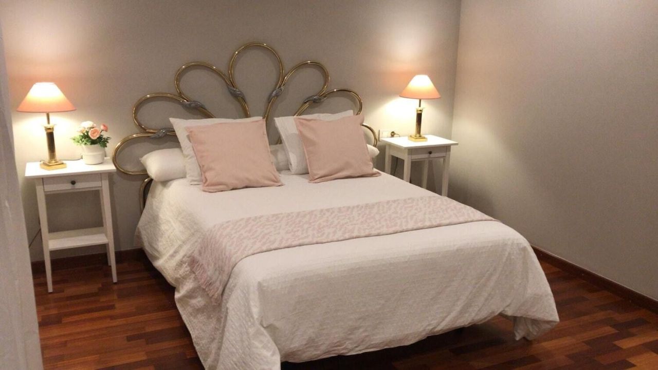 Дом в Барселоне, Испания, 496 м² - фото 12