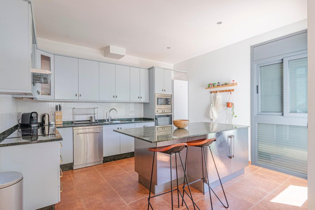 Дом на Коста-дель-Гарраф, Испания, 305 м² - фото 12