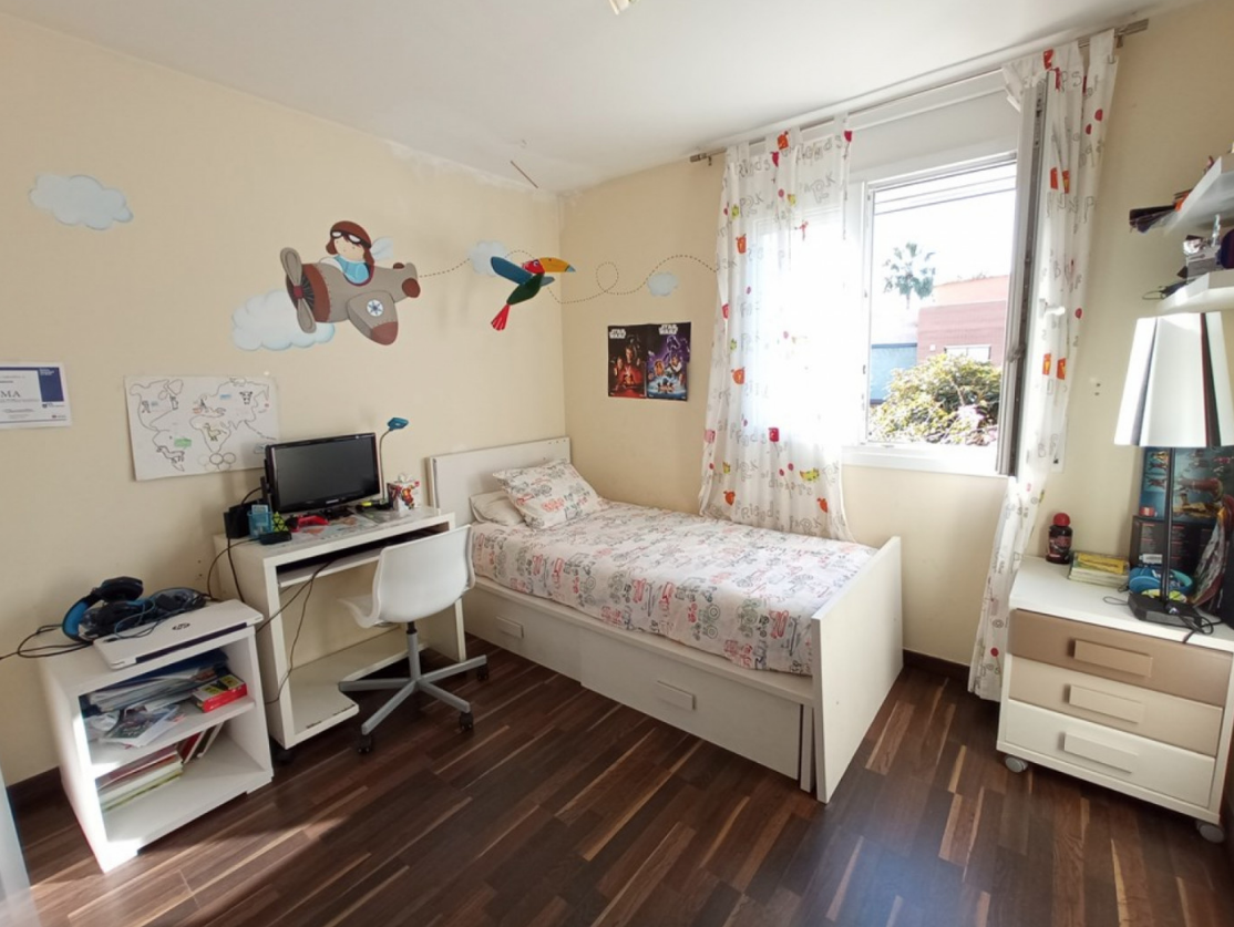 Таунхаус в Барселоне, Испания, 150 м² - фото 12