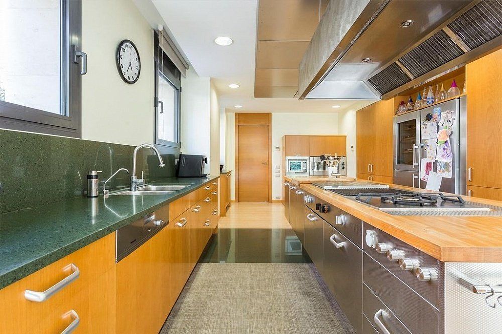 Дом в Барселоне, Испания, 782 м² - фото 12