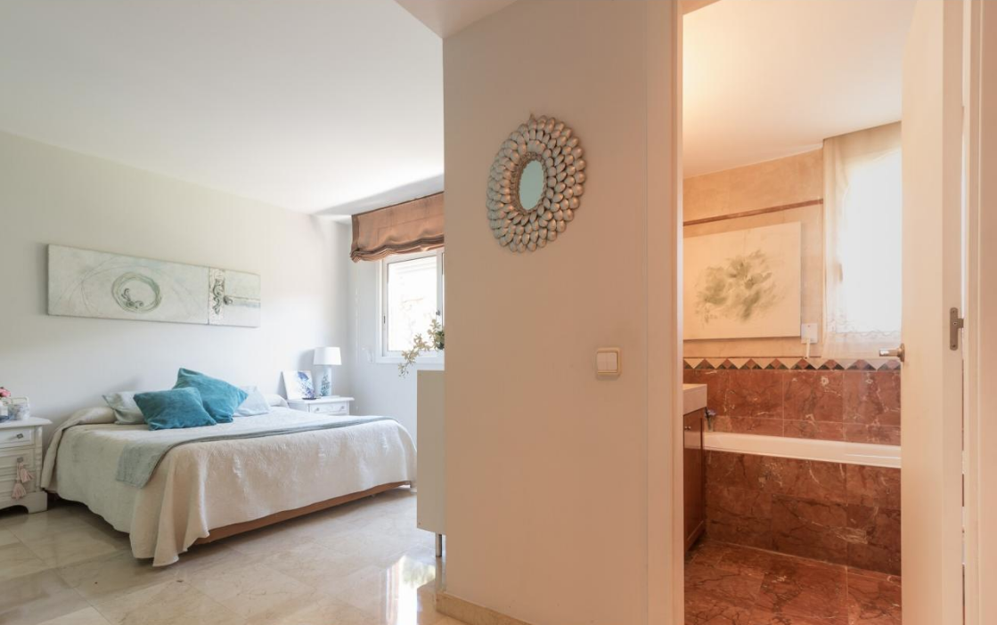 Таунхаус в Барселоне, Испания, 330 м² - фото 13