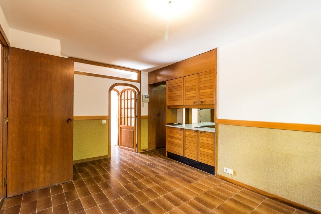 Дом в Барселоне, Испания, 706 м² - фото 13