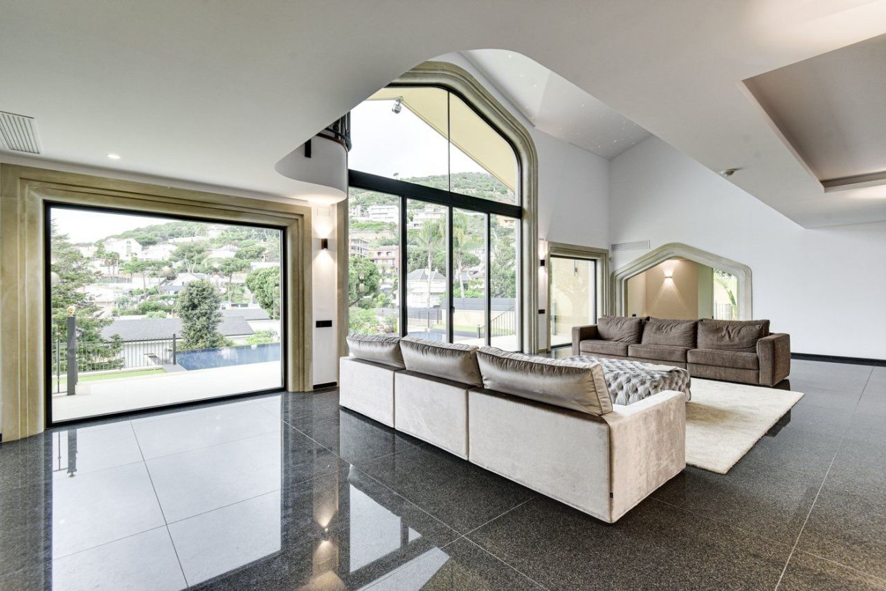 Дом в Барселоне, Испания, 2 000 м² - фото 13