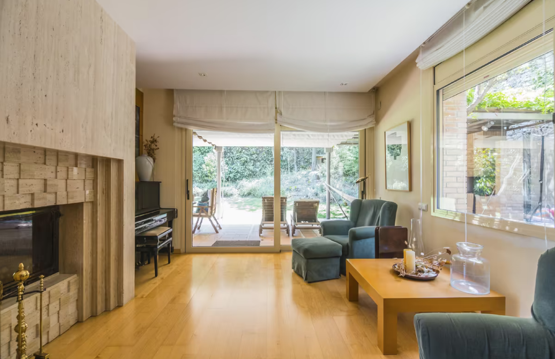 Дом в Барселоне, Испания, 686 м² - фото 13