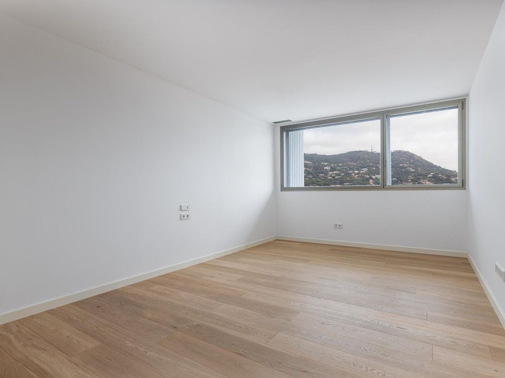 Дом на Коста-дель-Маресме, Испания, 625 м² - фото 13