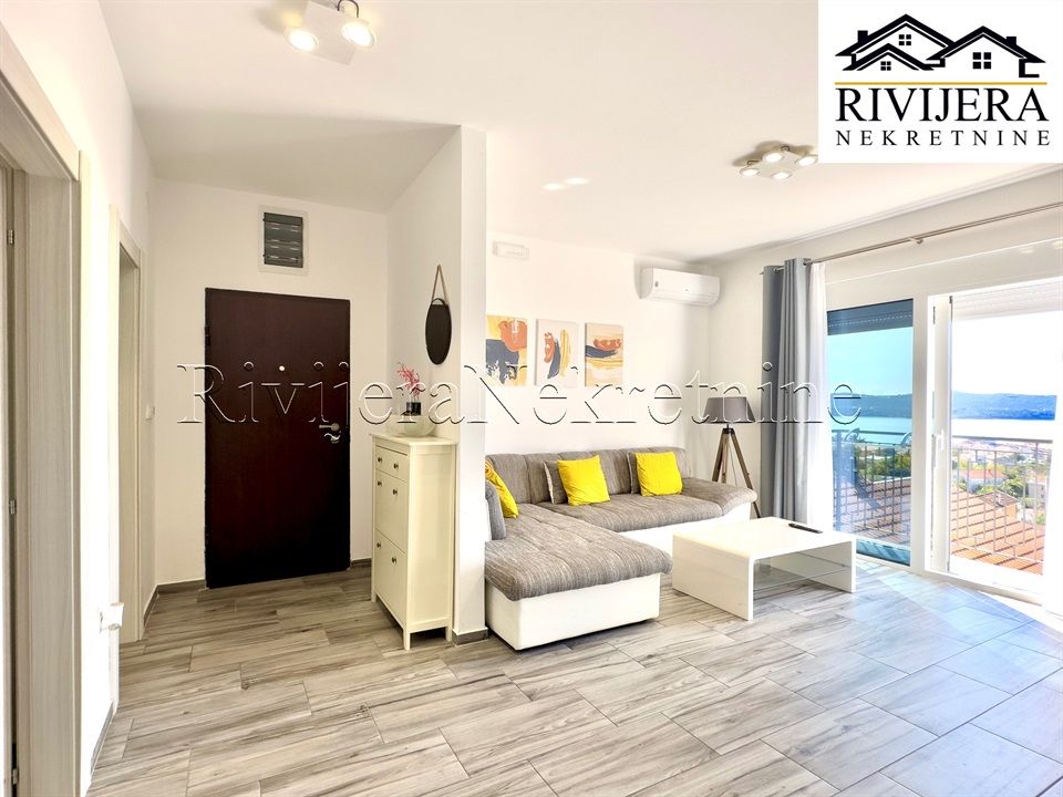 Апартаменты в Тивате, Черногория, 55 м² - фото 13