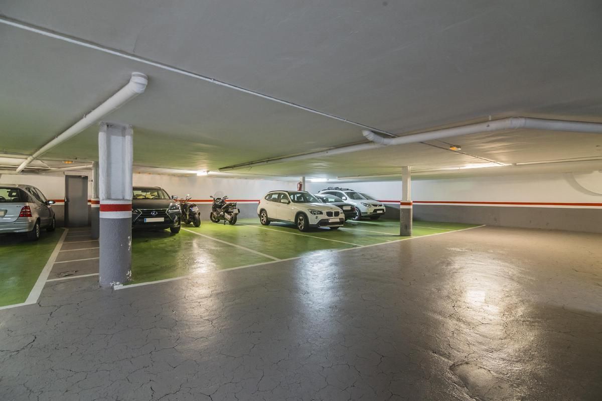 Квартира в Барселоне, Испания, 273 м² - фото 15