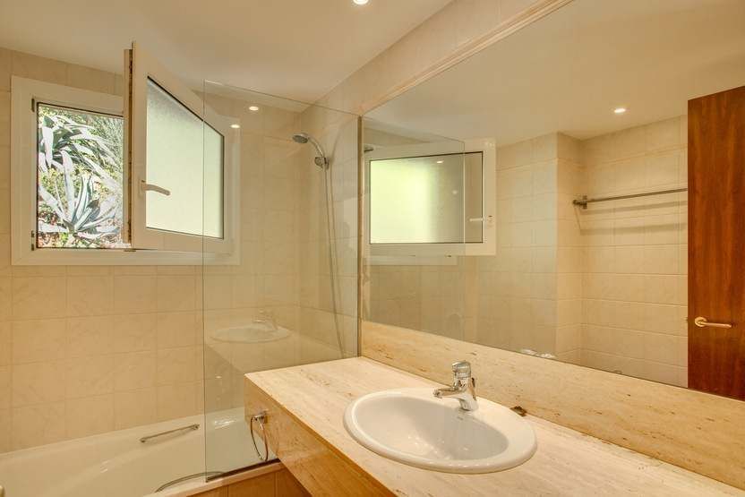 Дом на Коста-Брава, Испания, 300 м² - фото 15