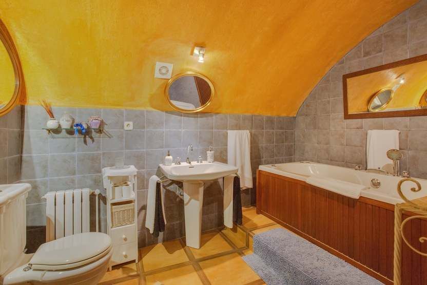 Коммерческая недвижимость на Коста-Брава, Испания, 865 м² - фото 15