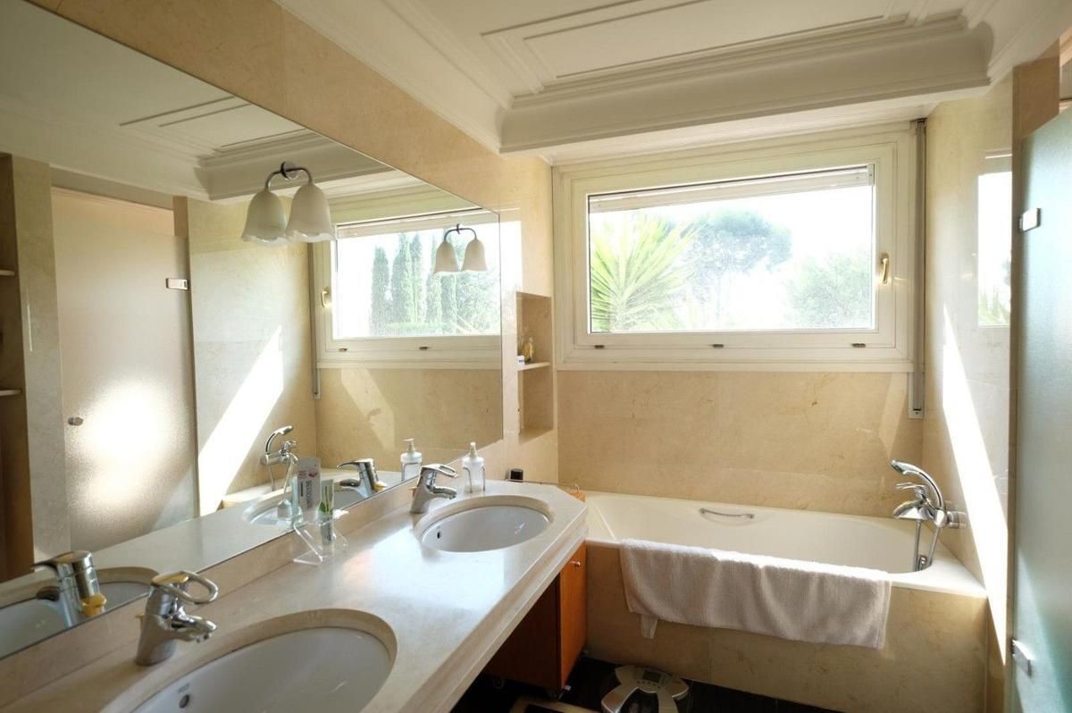 Дом в Барселоне, Испания, 520 м² - фото 15