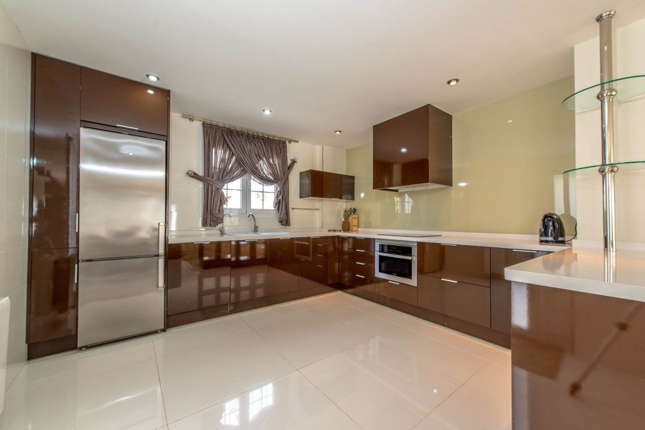 Дом на Коста-Бланка, Испания, 357 м² - фото 15