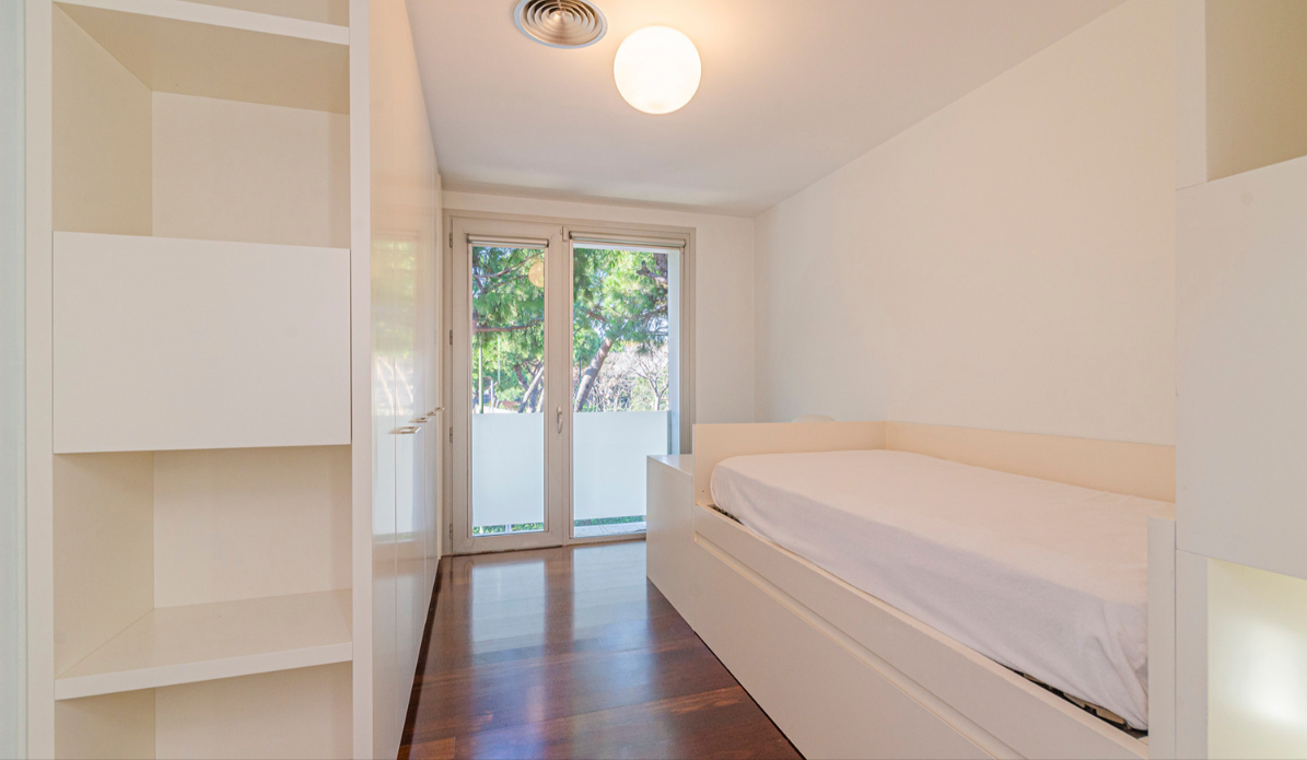 Дом на Коста-дель-Гарраф, Испания, 450 м² - фото 15