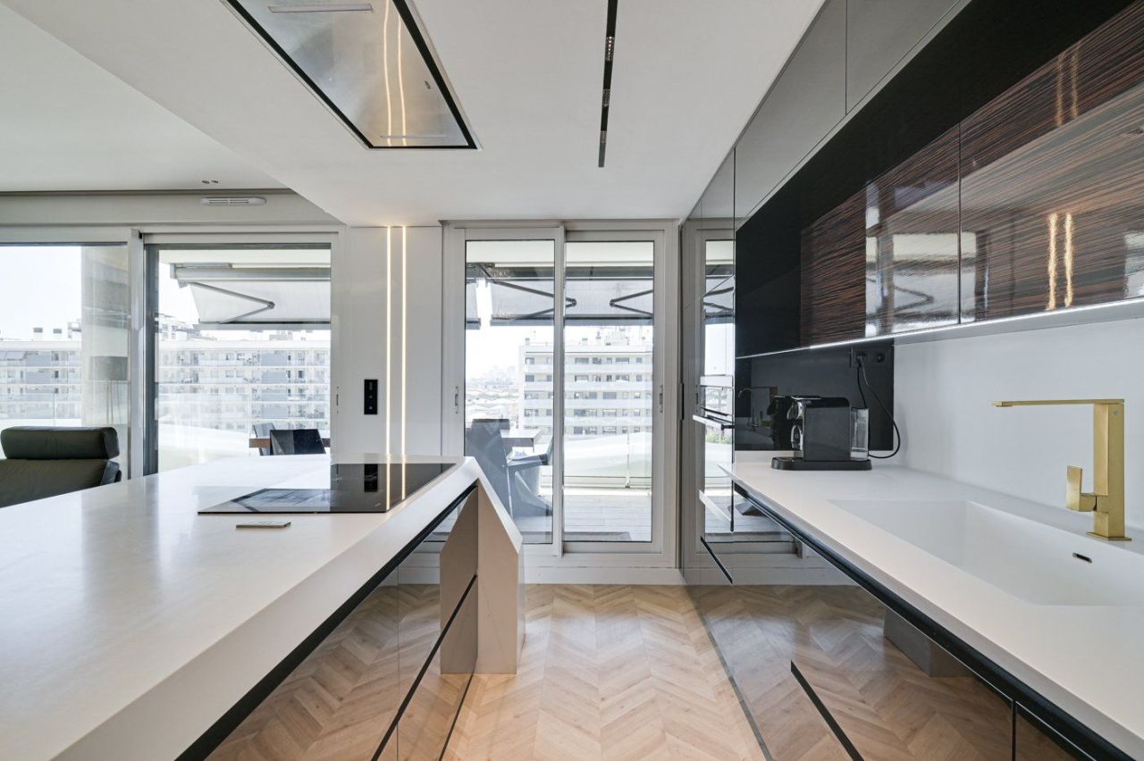 Квартира в Барселоне, Испания, 222 м² - фото 15