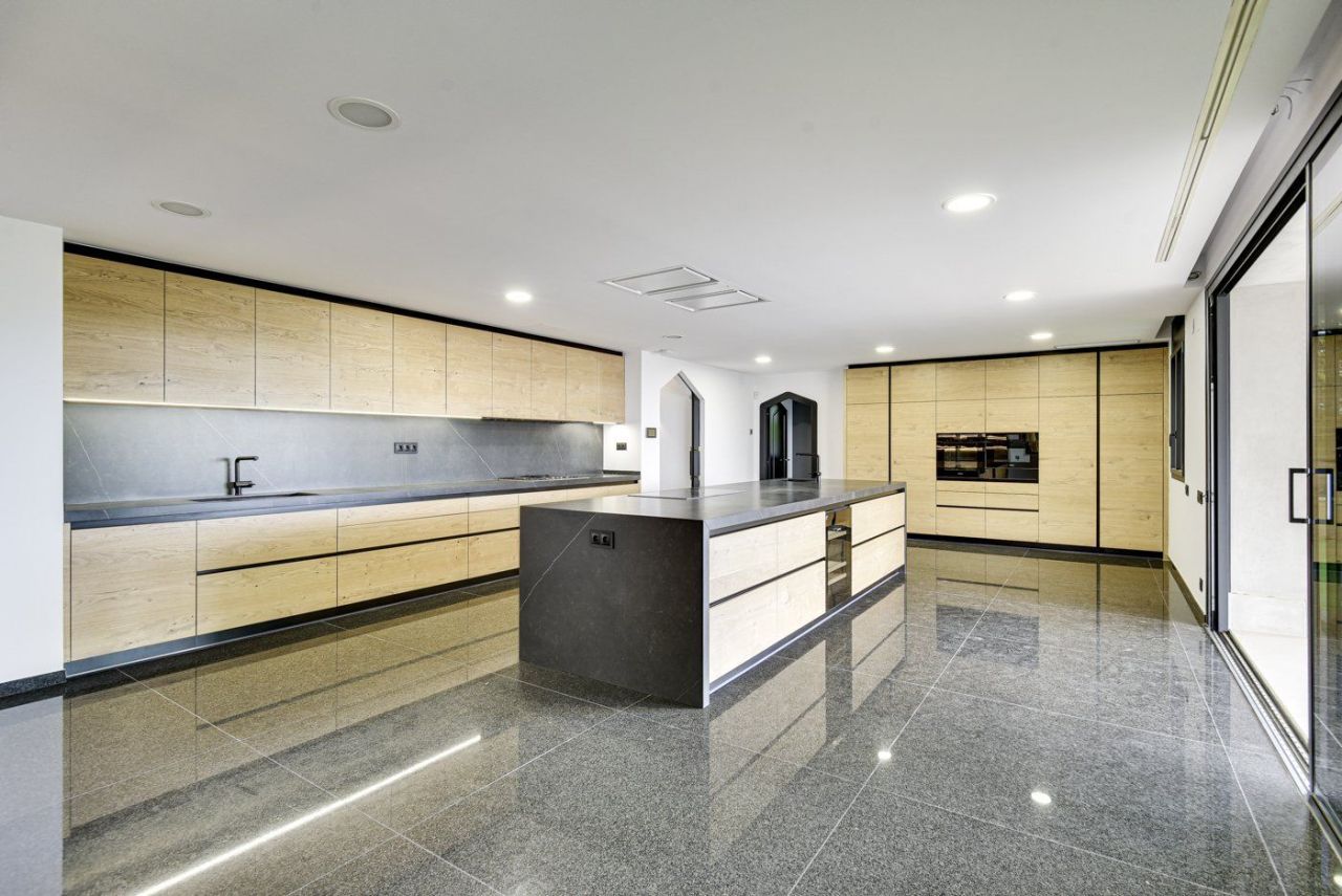 Дом в Барселоне, Испания, 2 000 м² - фото 15