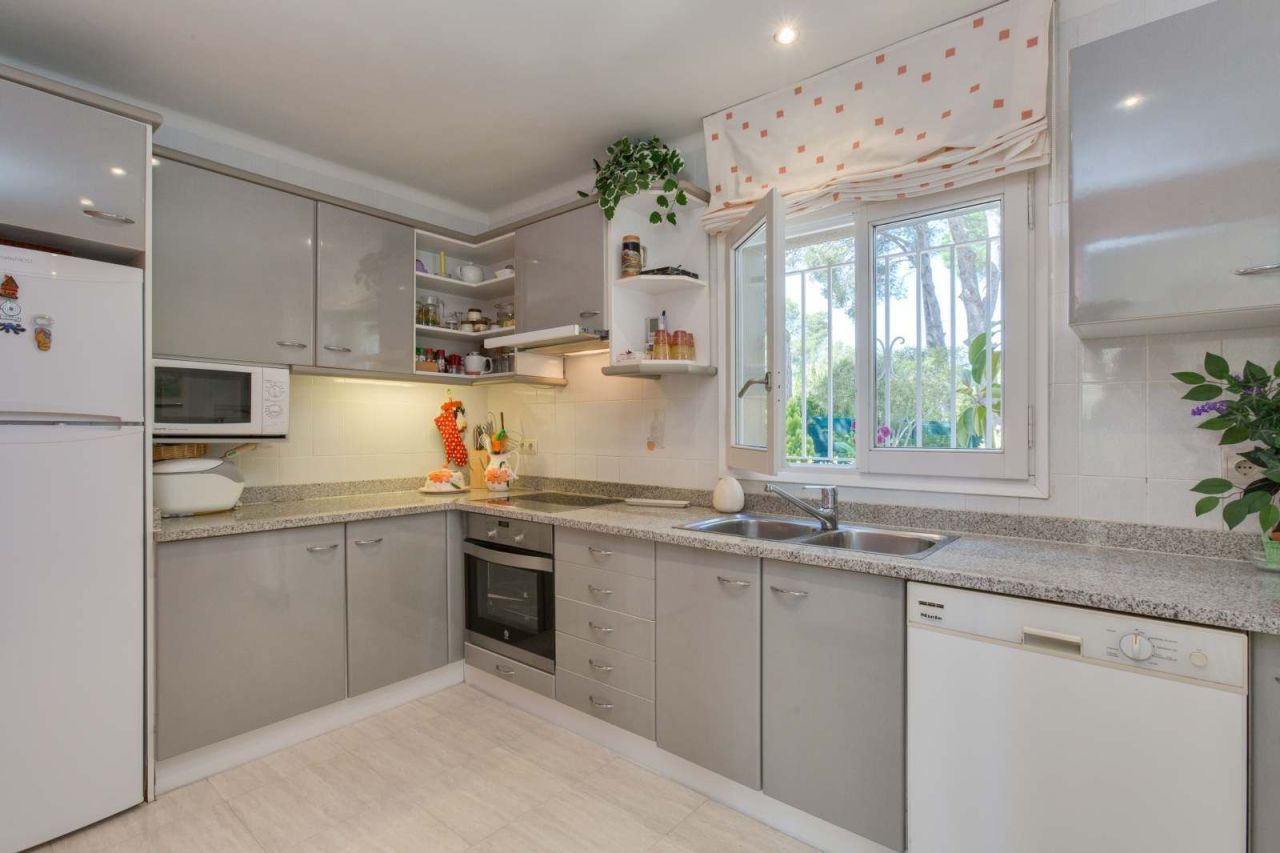 Дом на Коста-Брава, Испания, 228 м² - фото 15