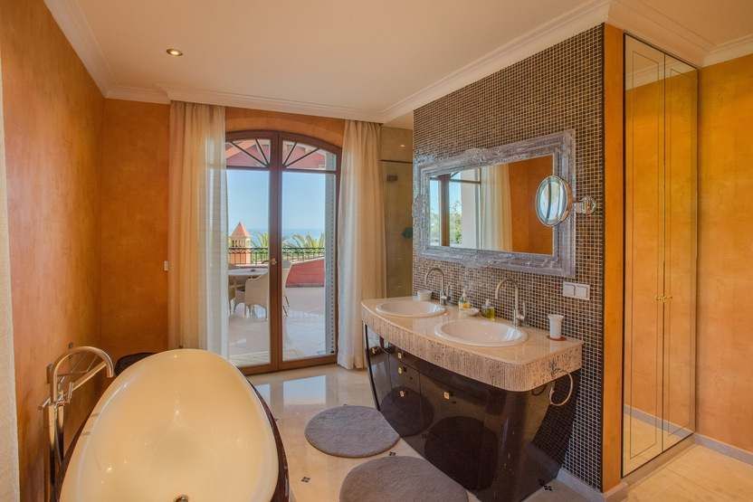 Дом на Коста-Брава, Испания, 520 м² - фото 15