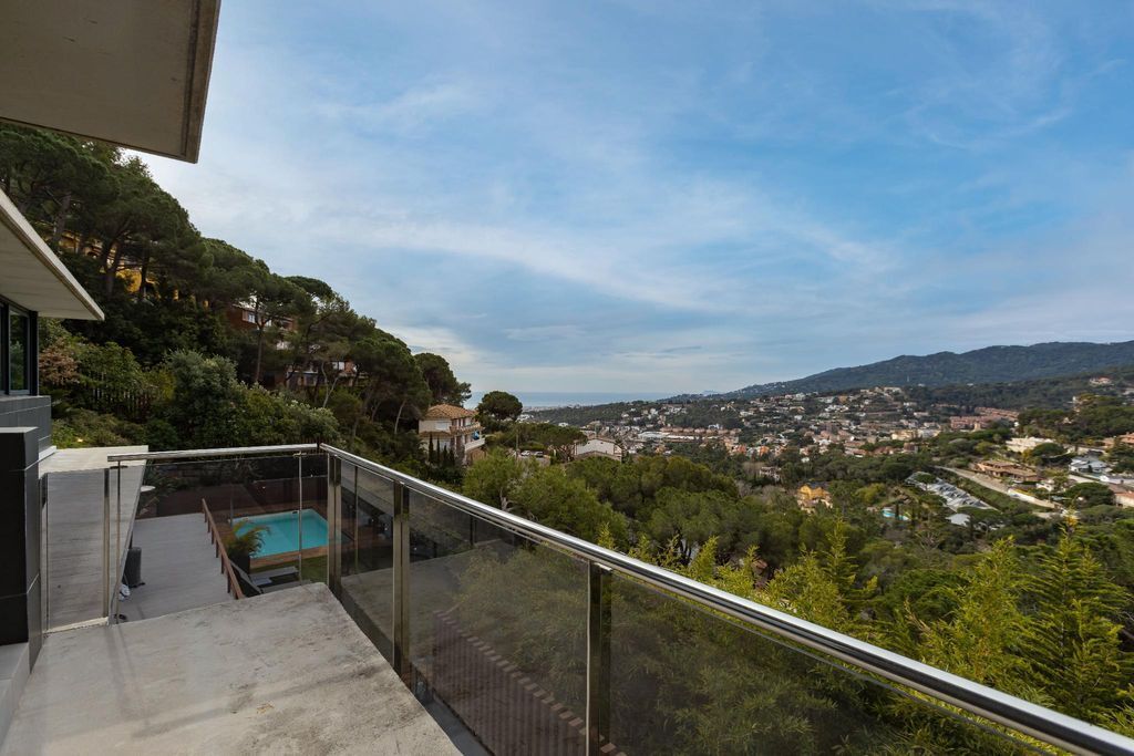 Дом на Коста-дель-Маресме, Испания, 326 м² - фото 15