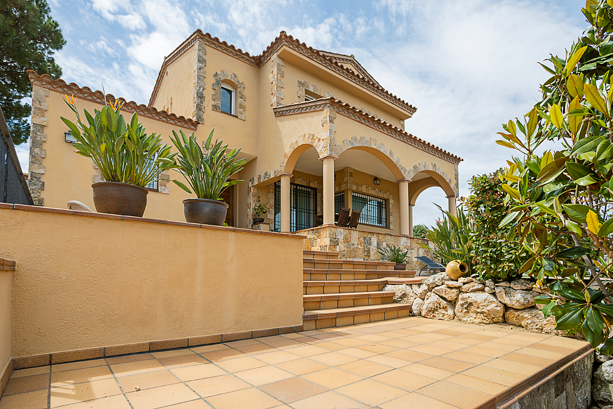 Дом на Коста-Брава, Испания, 332 м² - фото 15