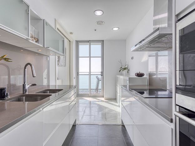 Квартира в Барселоне, Испания, 140 м² - фото 16