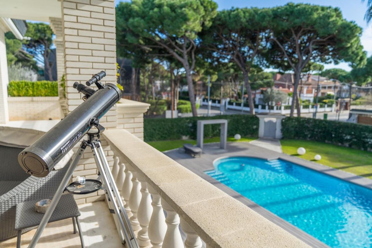 Дом на Коста-дель-Гарраф, Испания, 642 м² - фото 8