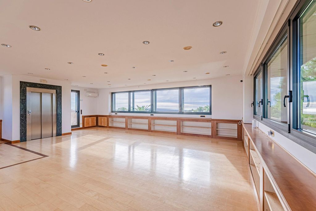 Дом на Коста-дель-Гарраф, Испания, 840 м² - фото 16