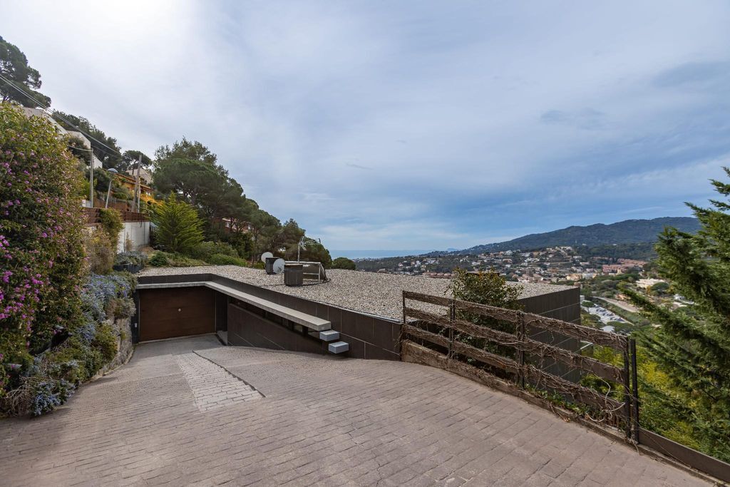 Дом на Коста-дель-Маресме, Испания, 326 м² - фото 16