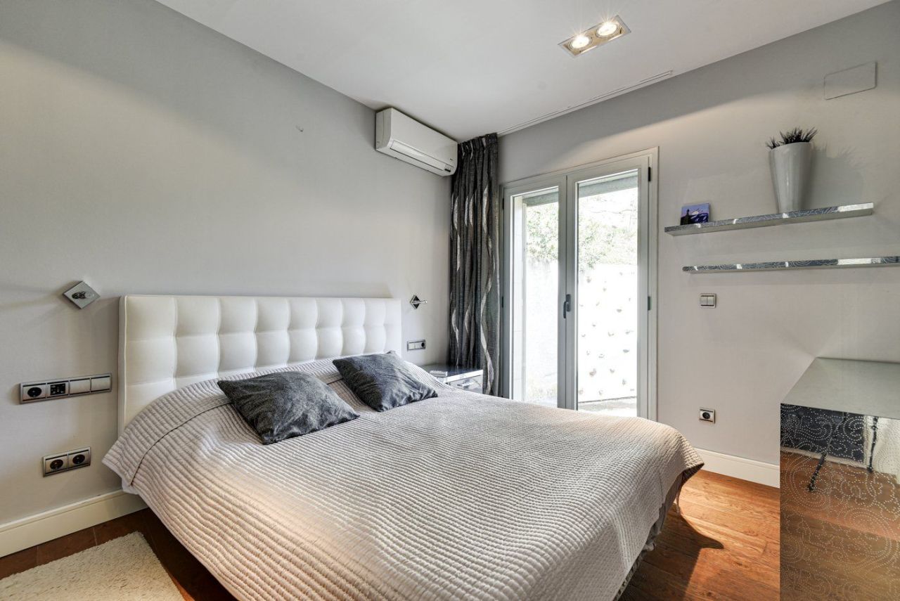 Дом на Коста-Брава, Испания, 680 м² - фото 16