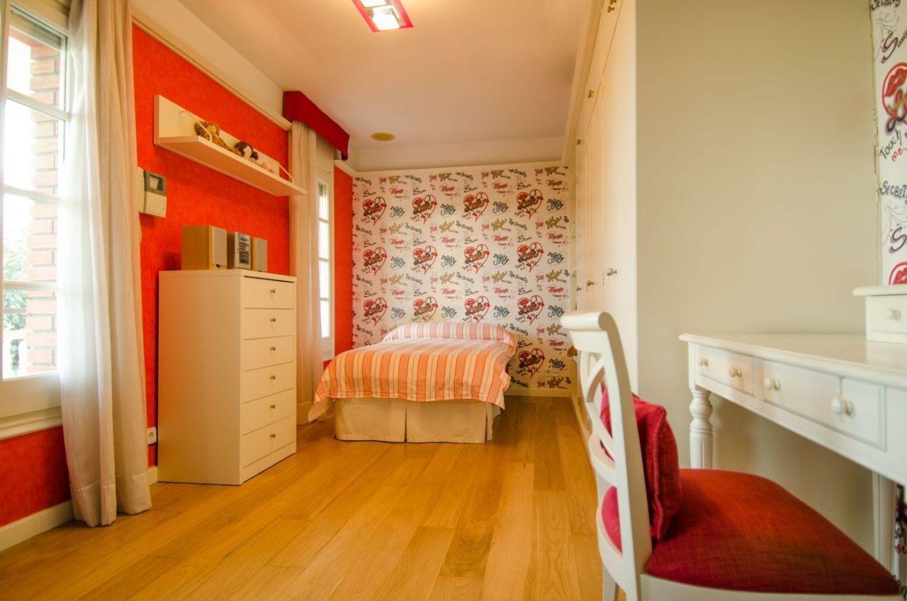 Дом на Коста-дель-Гарраф, Испания, 600 м² - фото 17