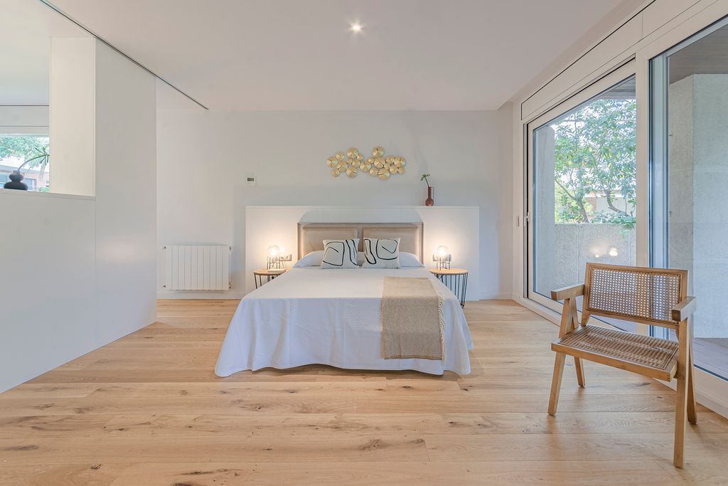 Квартира в Барселоне, Испания, 328 м² - фото 17