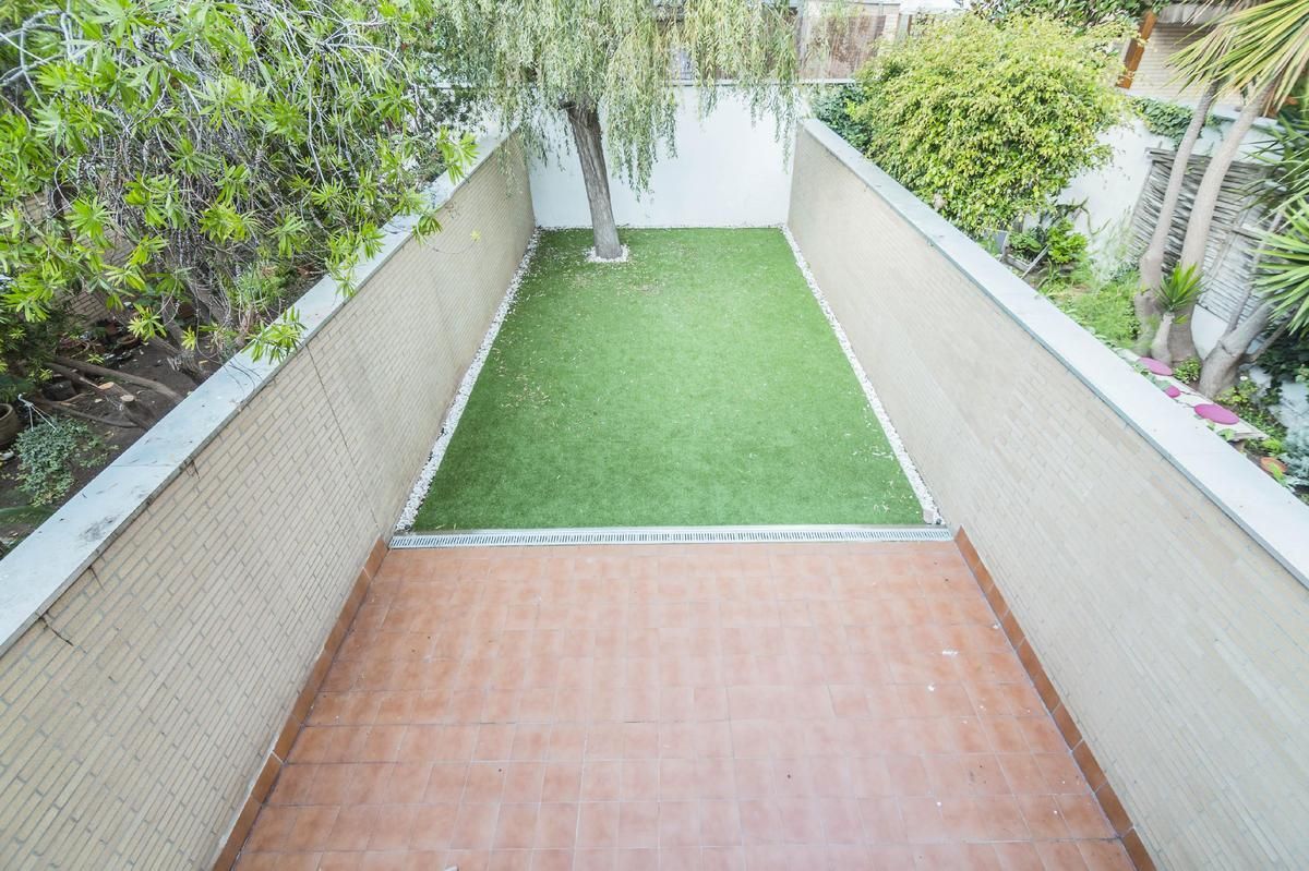 Таунхаус в Барселоне, Испания, 273 м² - фото 17