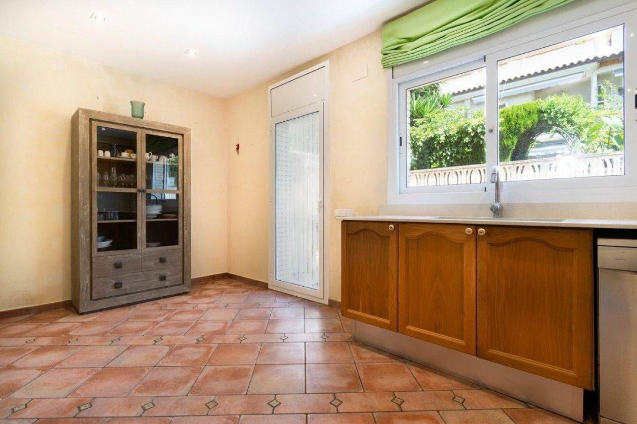 Таунхаус на Коста-дель-Гарраф, Испания, 289 м² - фото 18