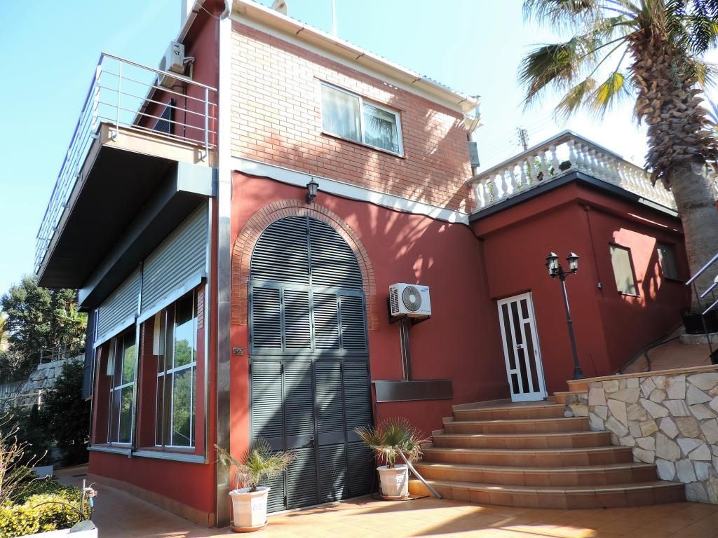 Дом в Барселоне, Испания, 313 м² - фото 18