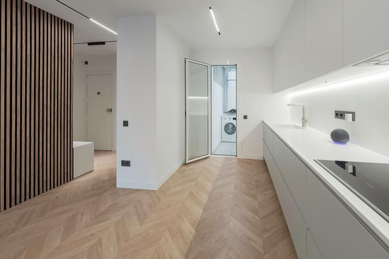 Квартира в Барселоне, Испания, 118 м² - фото 18