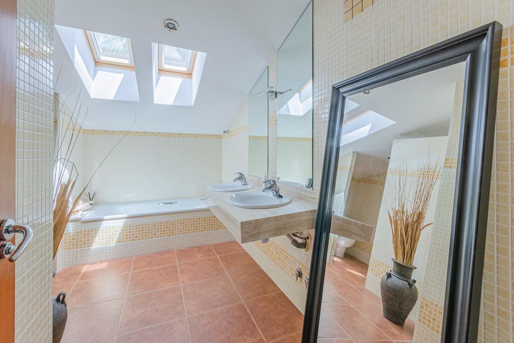 Дом на Коста-дель-Гарраф, Испания, 305 м² - фото 18